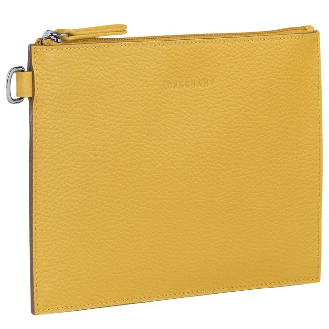 Yellow Longchamp Roseau Essential Women's Pouches & Cases | US-5327XYP